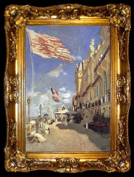 framed  Claude Monet The Hotel des Roches Noires, ta009-2